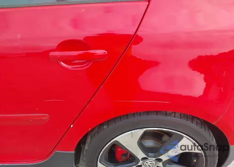 2008 Volkswagen Gti 4-Door z USA, uszkodzony, nr VIN WVWHV91K88W328137